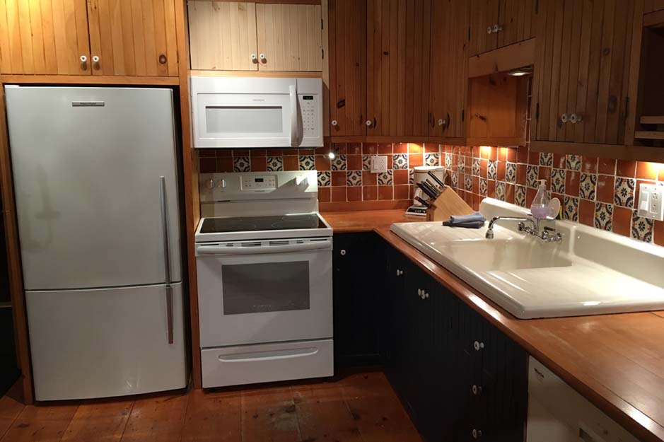 Cottage 53 kitchen and appliances